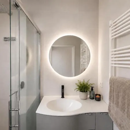 Villa 12 Personnes Avec Piscine, Jacuzzi Et Sauna Pres De Cognac Merpins