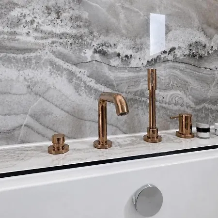 Villa 12 Personnes Avec Piscine, Jacuzzi Et Sauna Pres De Cognac Merpins