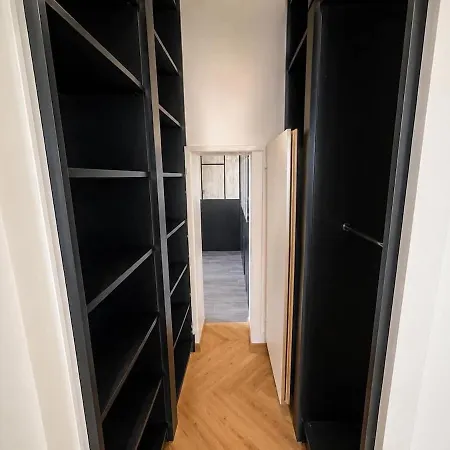 12 Personnes Avec Piscine, Jacuzzi Et Sauna Pres De Cognac Villa